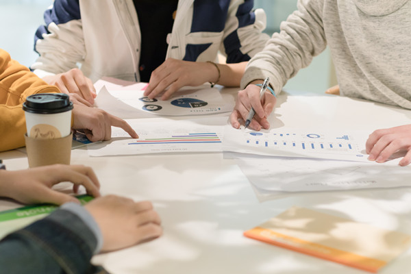 制定有效年度經(jīng)營計(jì)劃：實(shí)現(xiàn)企業(yè)目標(biāo)的關(guān)鍵！