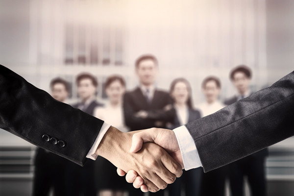 年度經(jīng)營(yíng)計(jì)劃與戰(zhàn)略規(guī)劃：相輔相成，共同發(fā)展