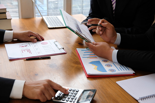 集團(tuán)財(cái)務(wù)管控：規(guī)范財(cái)務(wù)管理，降低財(cái)務(wù)風(fēng)險(xiǎn)！