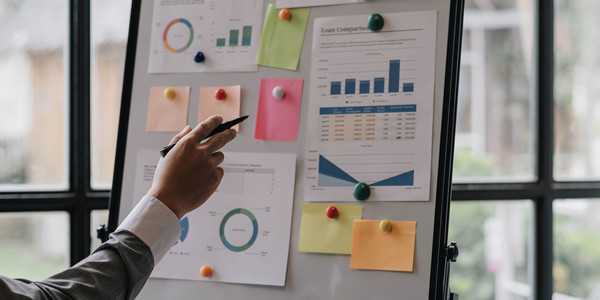 集團管控：從分散到集中，打造高效協(xié)同的管控模式