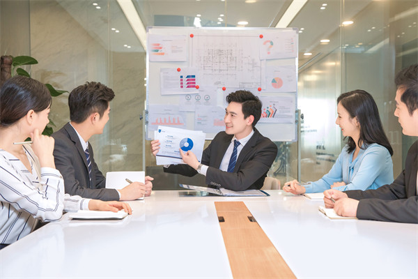 精心組織規(guī)劃，引領(lǐng)企業(yè)高效協(xié)作，邁向卓越未來(lái)