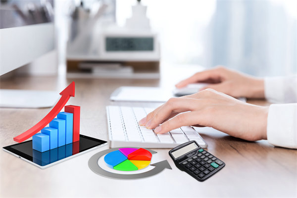 行業(yè)變革下，薪酬調(diào)整策略如何緊跟市場步伐？