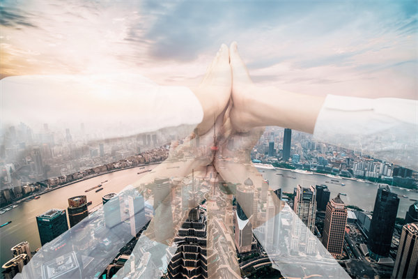 如何制定符合企業(yè)戰(zhàn)略目標(biāo)的組織發(fā)展路徑？