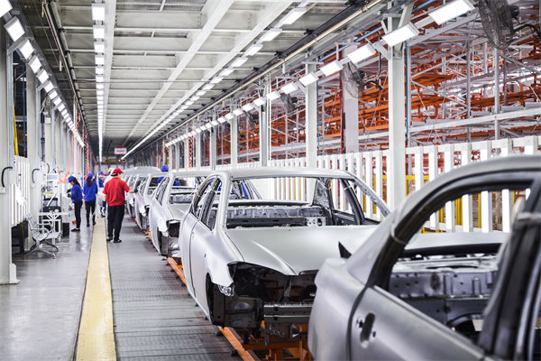 精益生產(chǎn)實(shí)踐中，如何平衡自動(dòng)化與人工操作？