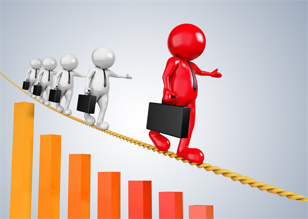 風(fēng)險(xiǎn)管控能力差，人均銷量低，組織運(yùn)作效率低？