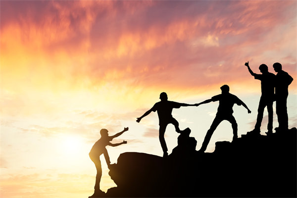 薪酬結(jié)構(gòu)如何平衡固定與浮動(dòng)部分，激勵(lì)員工績效？