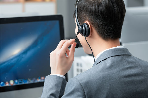 大數(shù)據(jù)如何助力企業(yè)實現(xiàn)精準(zhǔn)營銷與個性化服務(wù)？