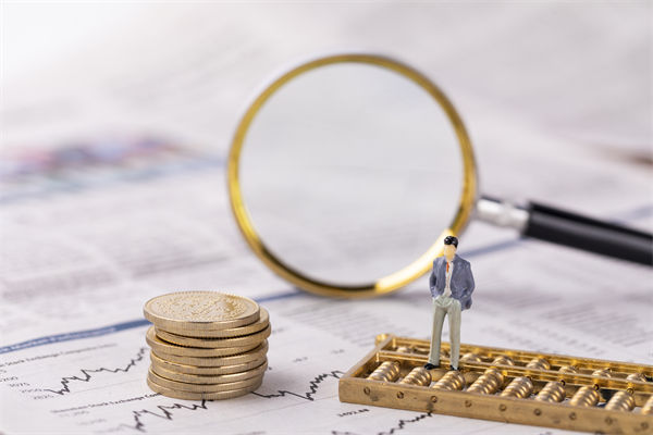 集團(tuán)管控中，如何有效實(shí)施風(fēng)險(xiǎn)管理以保障企業(yè)穩(wěn)健發(fā)展？