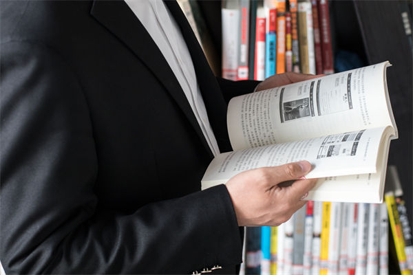 在快速變化的市場(chǎng)中，集團(tuán)管控如何保持靈活性？