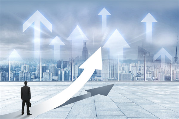 在制定年度經(jīng)營計(jì)劃時(shí)，如何考慮行業(yè)趨勢和政策影響？