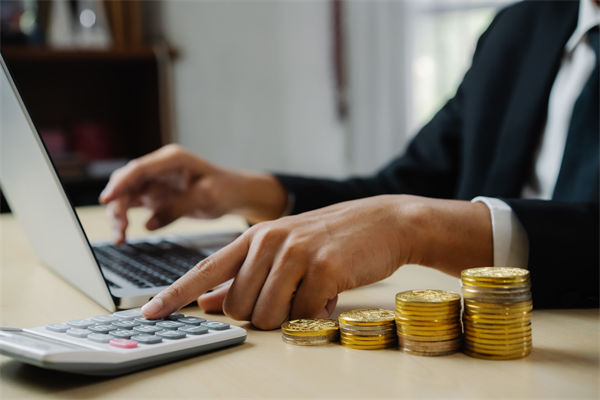 薪酬與績效如何掛鉤，專業(yè)咨詢?nèi)绾沃珳试O(shè)計？