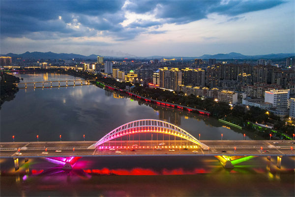 贛州大型企業(yè)如何通過集團(tuán)管控咨詢公司優(yōu)化資源配置？