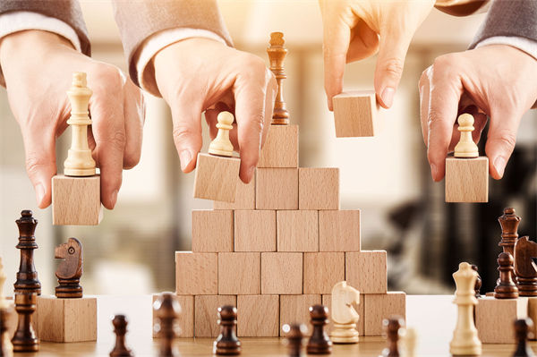 文化管理與戰(zhàn)略背道而馳，如何構建協(xié)同發(fā)展體系？