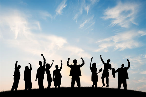 目標(biāo)年年改，是環(huán)境變太快還是規(guī)劃沒抓底層邏輯？