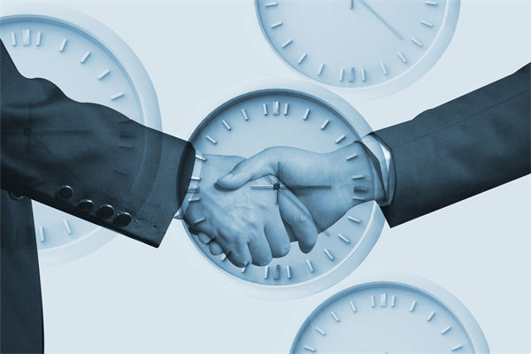 跨部門搶資源內耗不斷，預算能否拆解為協同分配模型？